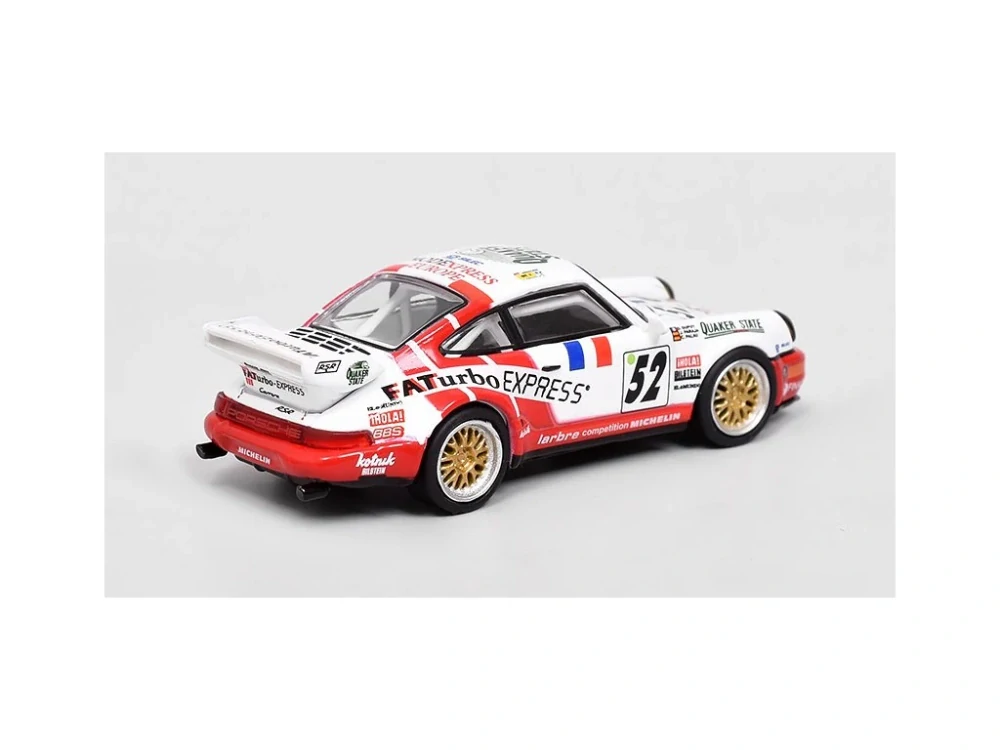Porsche 911 RSR 3.8 #52 Le Mans 1994 1:64 Schuco/tarmac