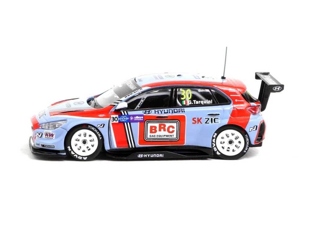 Hyundai i30 N TCR WTCR Champion #30 Gabriele Tarqouini *Macau GP 2019 1:64 tarmac