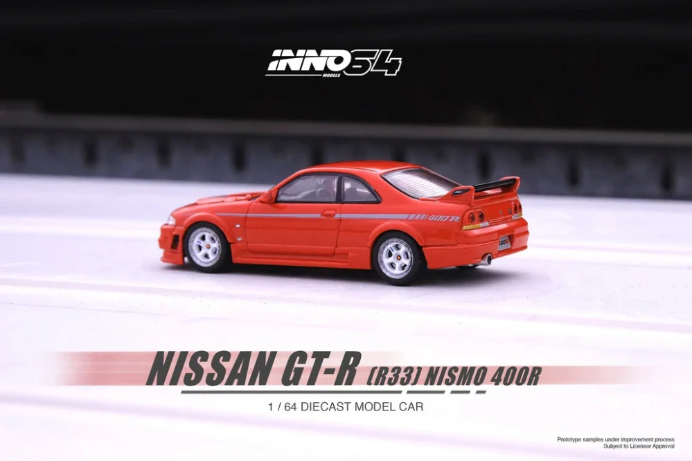 Nissan Skyline GT-R (R33) Nismo 400R Red 1:64 INNO64