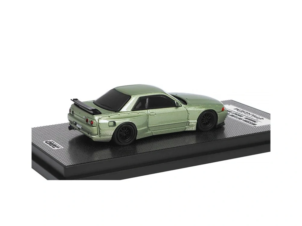 Nissan Skyline GT-R (R32) Pandem Rocket Bunny 1:64 INNO64