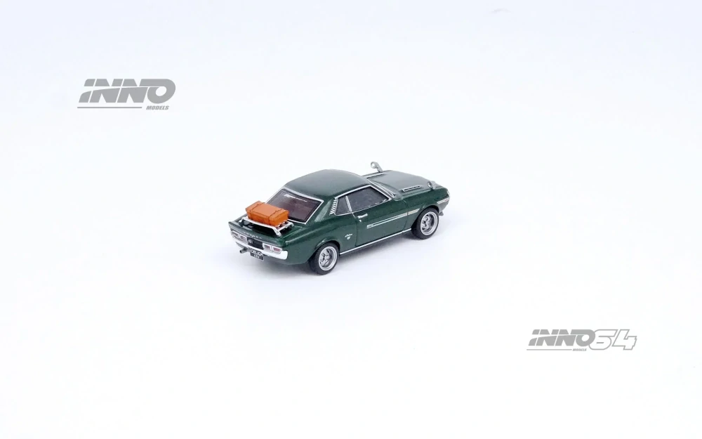 Toyota Celica 1600GT (TA22) With Luggage Rack 1:64 INNO64