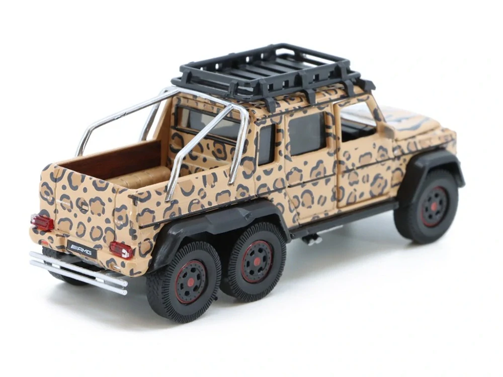 Mercedes-Benz G63 AMG 6x6 with Leopard Cat Family 1:64 Era Car