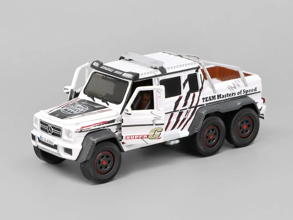 Mercedes-Benz G63 AMG 6x6 2021 Safety Car 1:64 Era Car