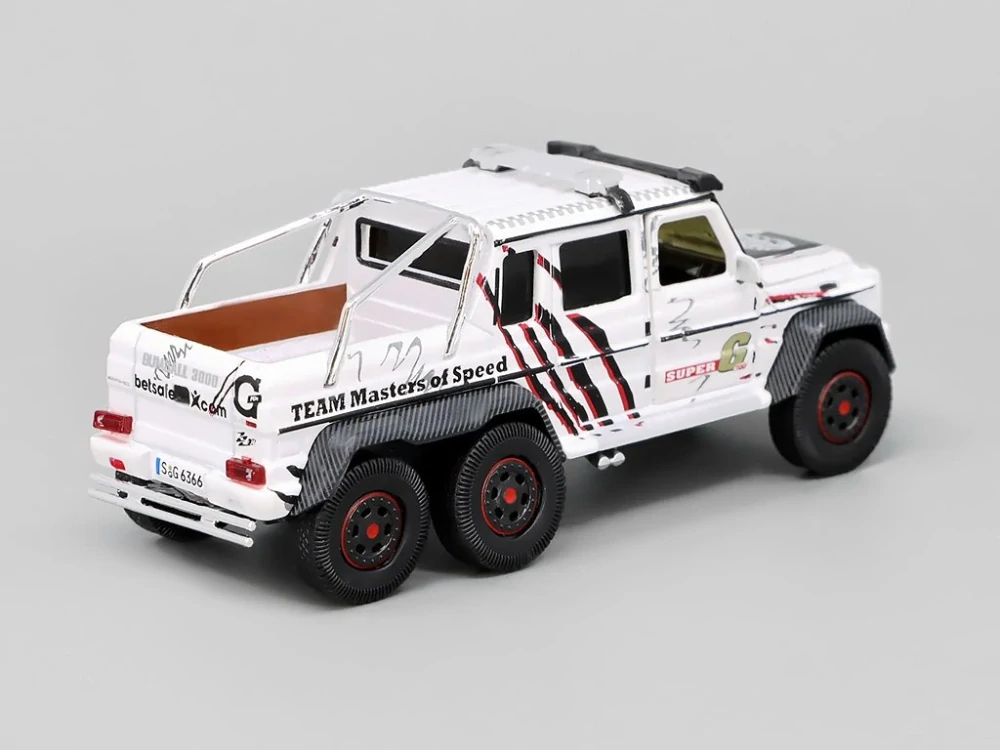 Mercedes-Benz G63 AMG 6x6 2021 Safety Car 1:64 Era Car