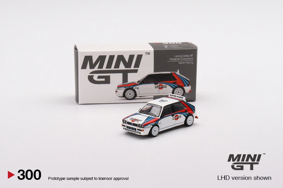 MiniGT #300 Lancia Delta HF Integrale Evoluzione Martini Racing